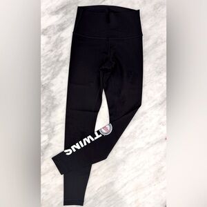 NWOT LULULEMON MLB MN Twins - 27” Wunder Under Leggings -  SIZE 4 - Black